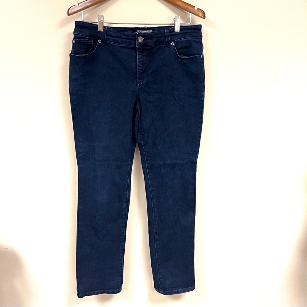 👠Chicos dark Wash so slimming straight leg jeans. Sz 1.5( 8/10)
